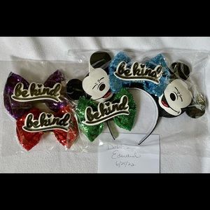 Custom Made New Mickey Mouse Ears “Be Kind” with interchangeable bows